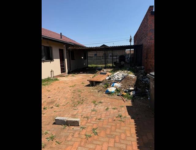3 BEDROOM HOUSE FOR SALE IN ZAKARIYYA PARK